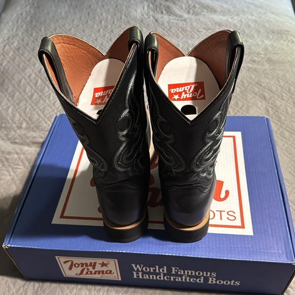 TONY LAMA MEN’S BLACK SQUARE TOE COWBOY & WESTERN HEEL BOOTS - Picture 3 of 11